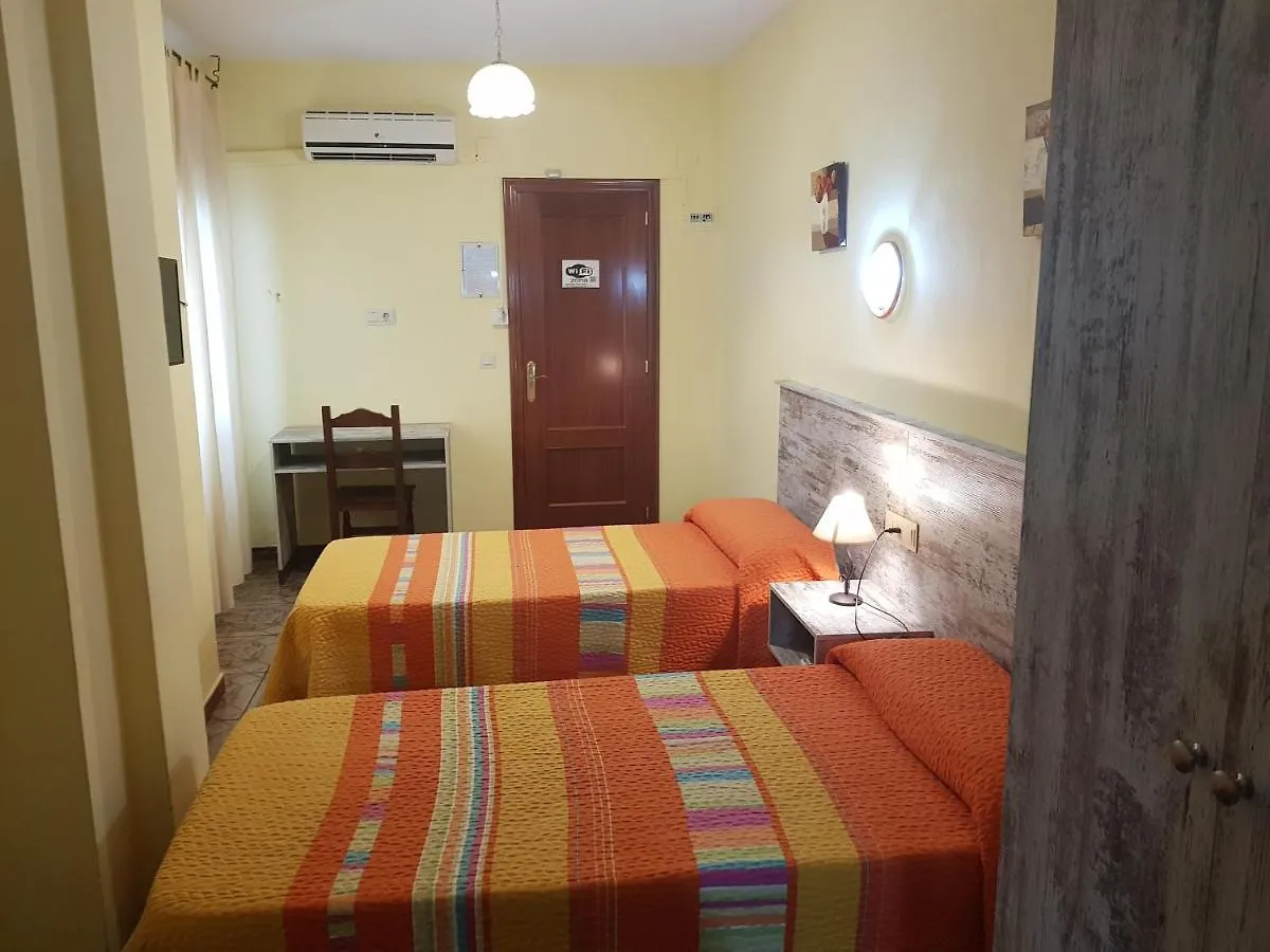 Hostal Virgen Del Rocio Ronda 0*,